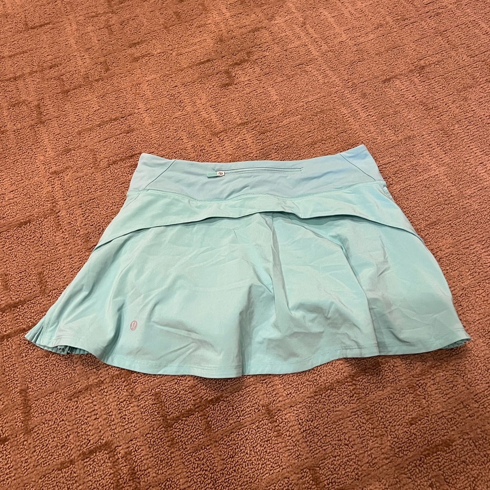 teal lululemon tennis skirt